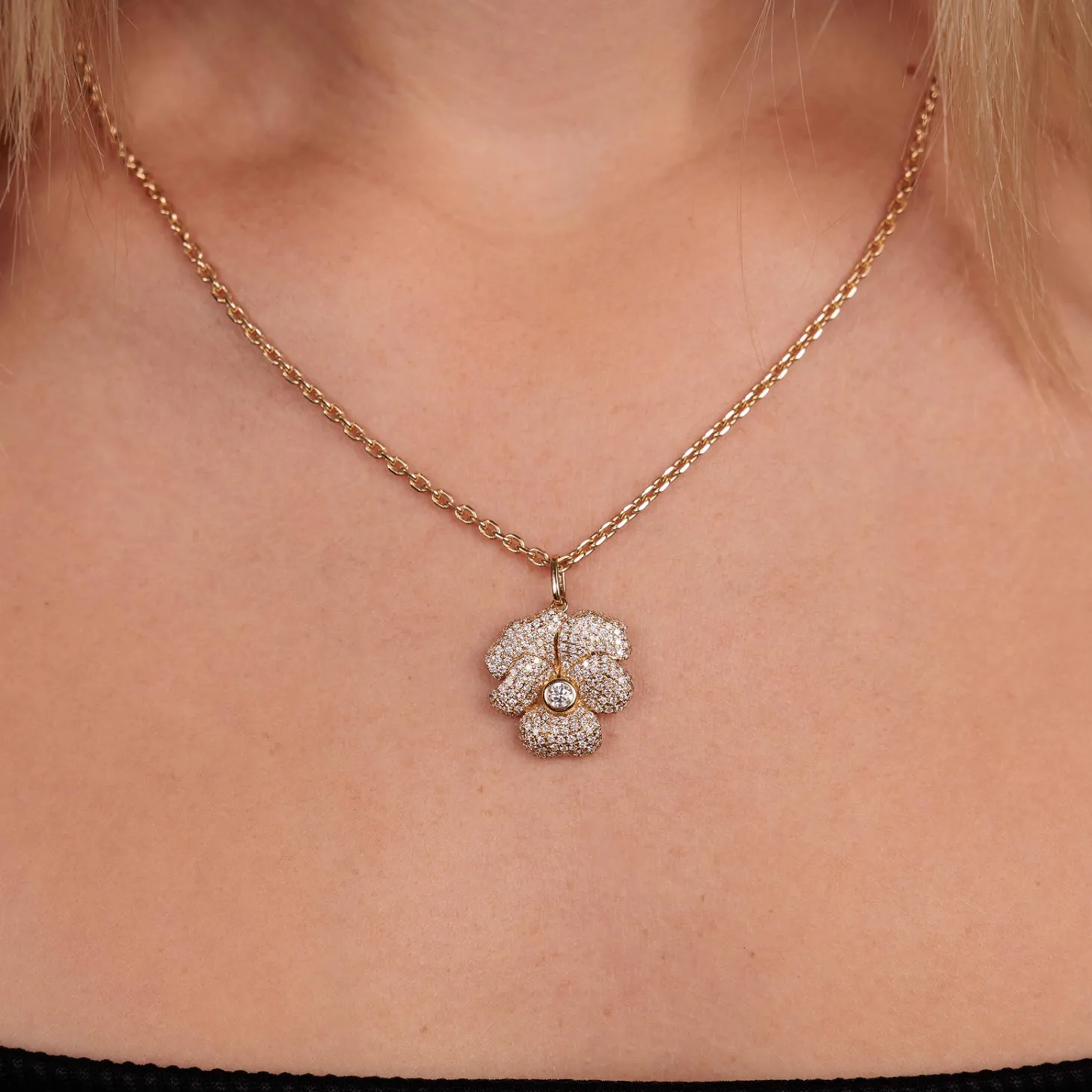 Gold & Diamond Large Begonia Charm